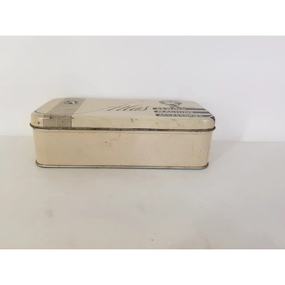 Vintage GREIST/1 Singer Sewing Machine Attachments Tools Atlas Metal Box